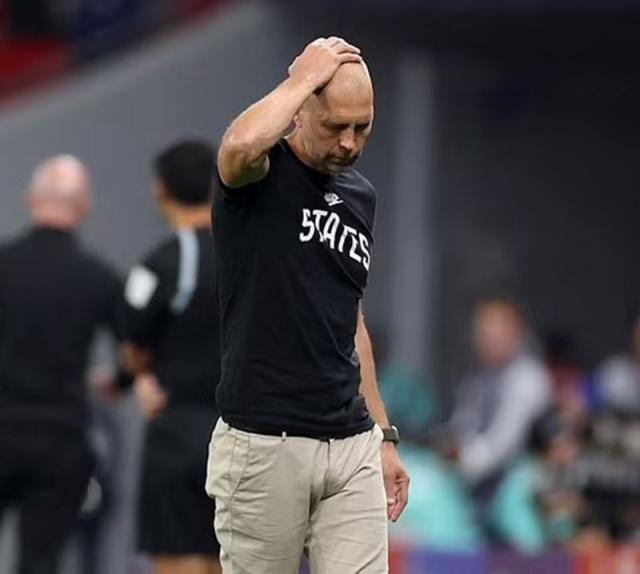 1669070892331085618.jpg 64791603-0-image-a-13_1669066165.jpg